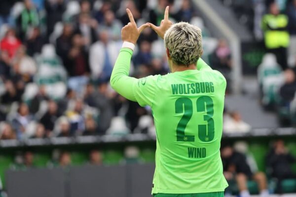 Jonas Wind Siap Tinggalkan Wolfsburg temp