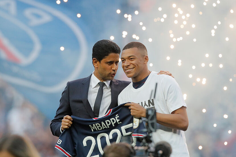 Kisah Panjang Transfer Kylian Mbappé
